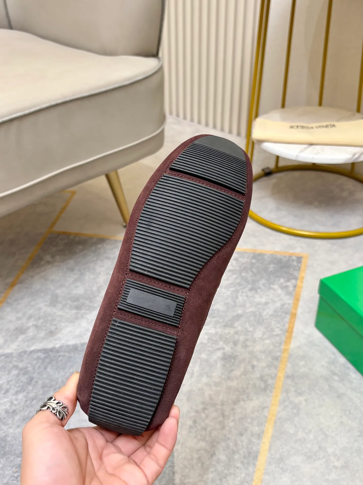 P420💰 (Niu Li + Niu Pad) [BV] The latest hot style‼ ️Casual men's shoes, uppers imported first-layer cowhide ➕Full imported cowhide lining✔️Exquisite workmanship, excellent foot feel, special rubber soles✔️, cool and fashionable, the latest fashion, fashionable outsole, hurry up.  Code number: 38-44 (can be customized to 37.45, non-refundable)